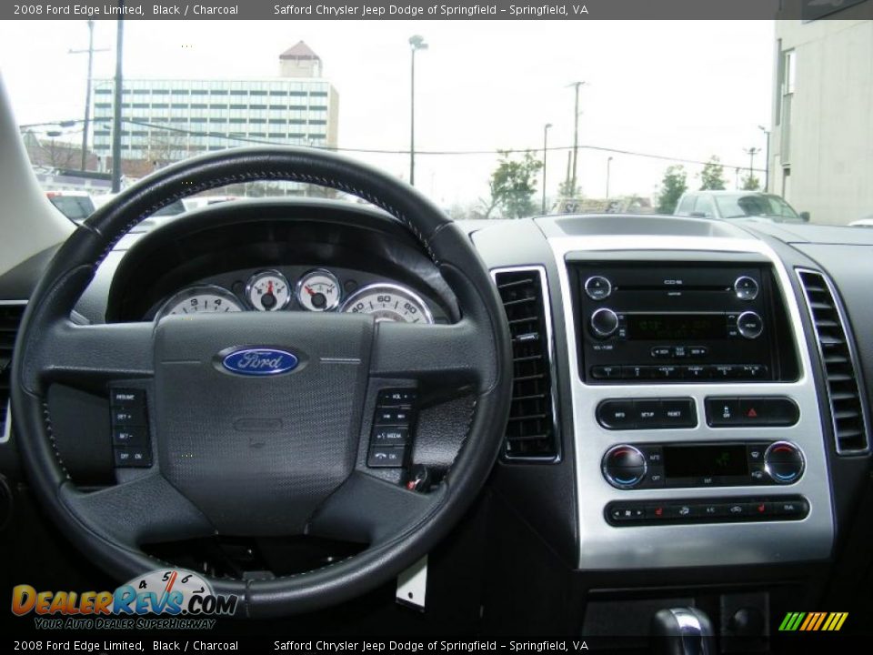 Dashboard of 2008 Ford Edge Limited Photo #18