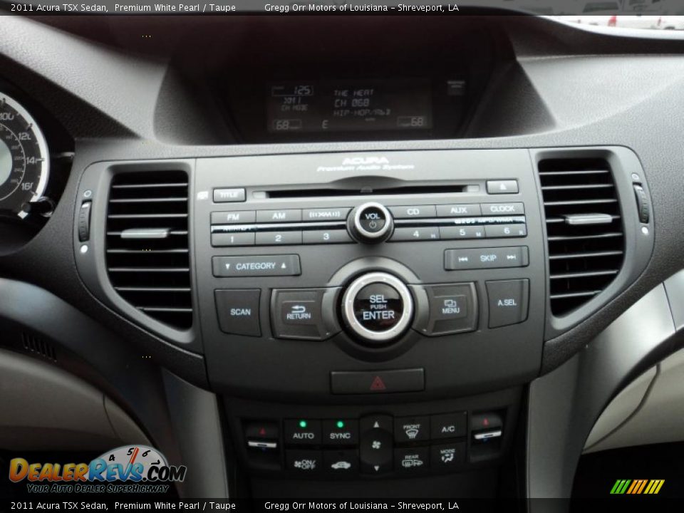 Controls of 2011 Acura TSX Sedan Photo #9