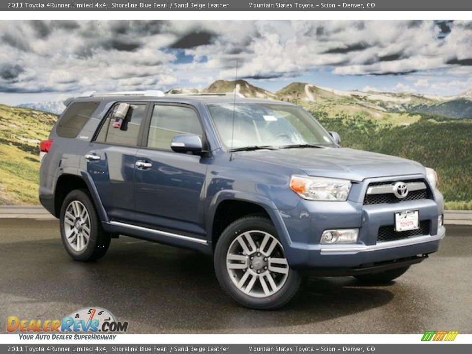 Front 3/4 View of 2011 Toyota 4Runner Limited 4x4 Photo #1