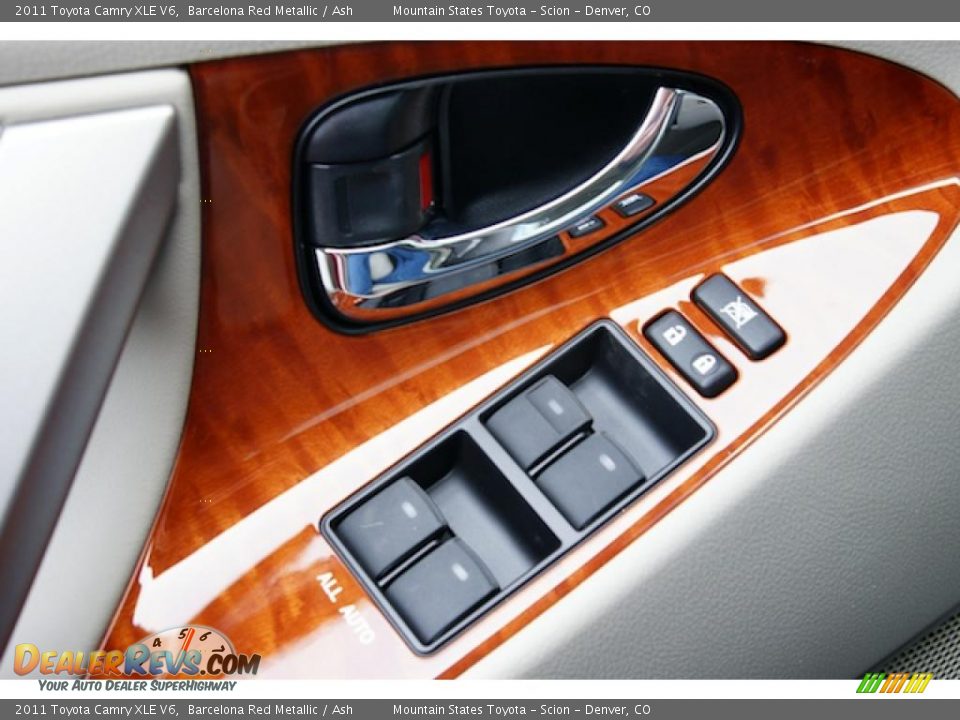 2011 Toyota Camry XLE V6 Barcelona Red Metallic / Ash Photo #11