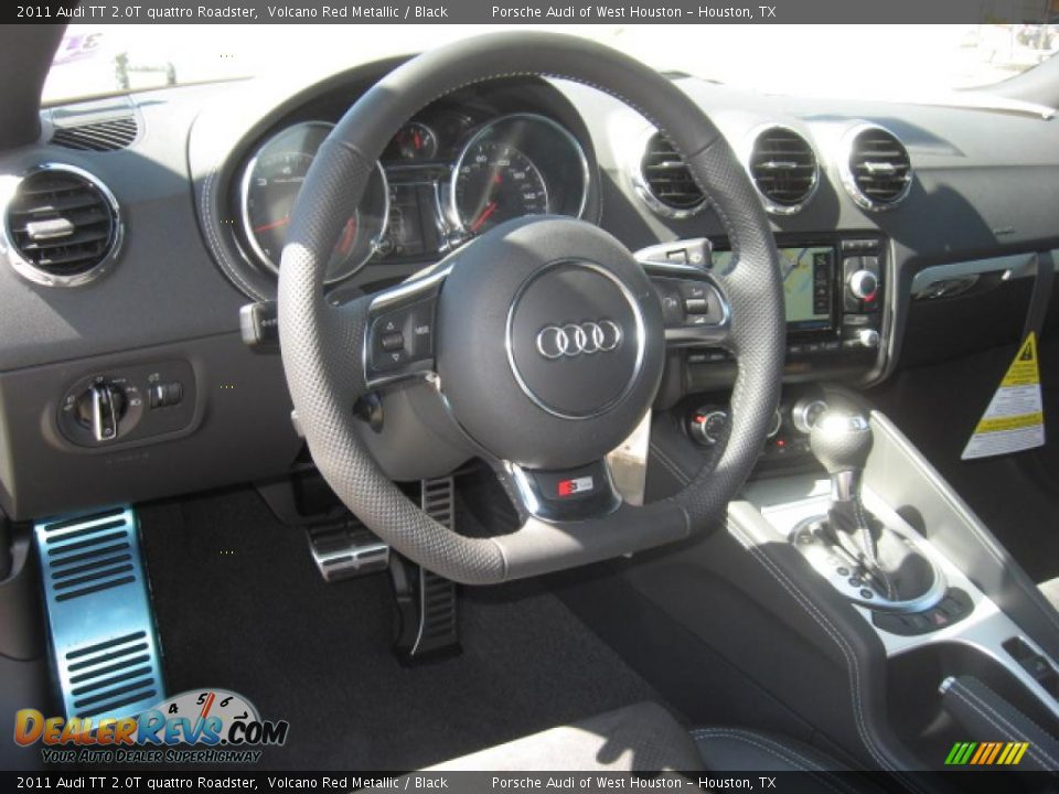 2011 Audi TT 2.0T quattro Roadster Steering Wheel Photo #6