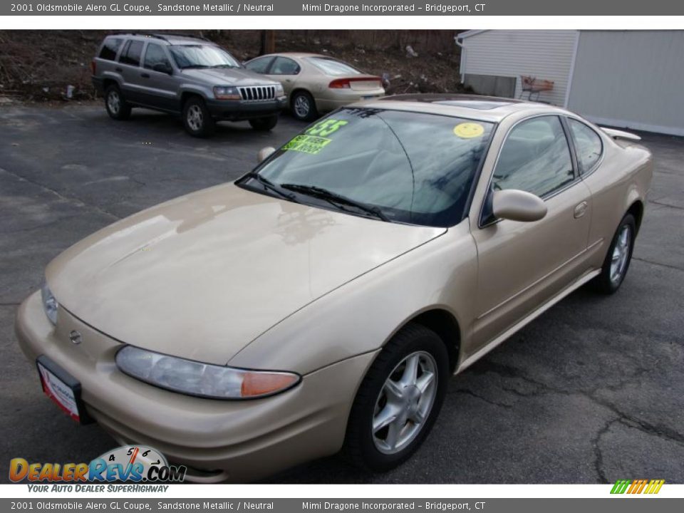 2001 Oldsmobile Alero GL Coupe Sandstone Metallic / Neutral Photo #1