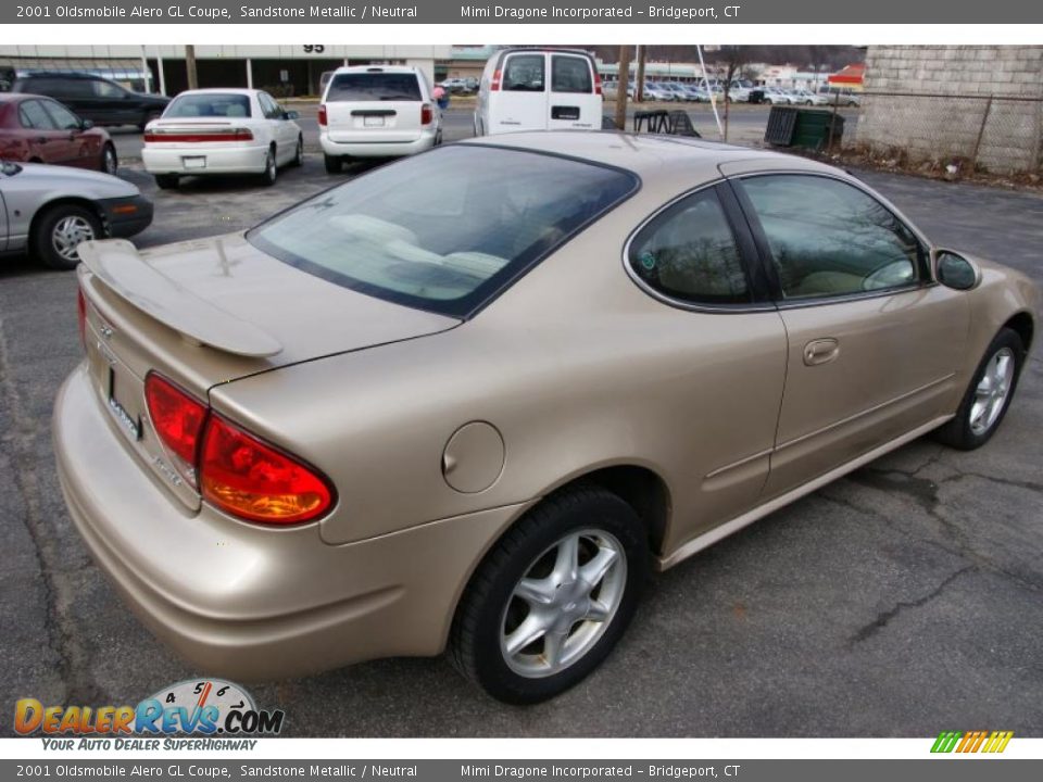 2001 Oldsmobile Alero GL Coupe Sandstone Metallic / Neutral Photo #4