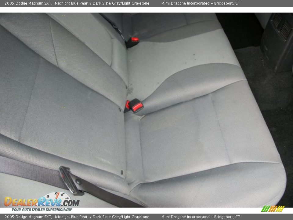 2005 Dodge Magnum SXT Midnight Blue Pearl / Dark Slate Gray/Light Graystone Photo #17