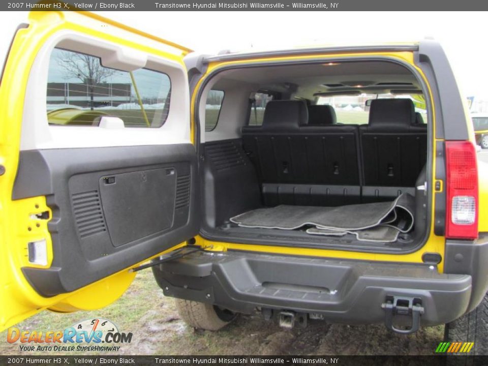 2007 Hummer H3 X Trunk Photo #8