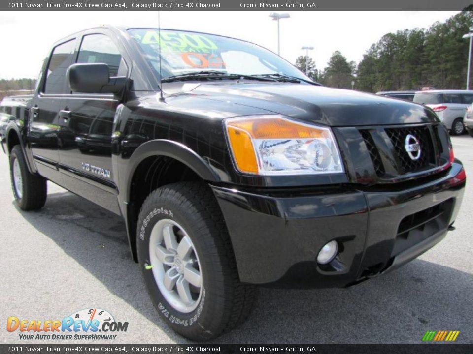 2011 Nissan Titan Pro-4X Crew Cab 4x4 Galaxy Black / Pro 4X Charcoal Photo #7