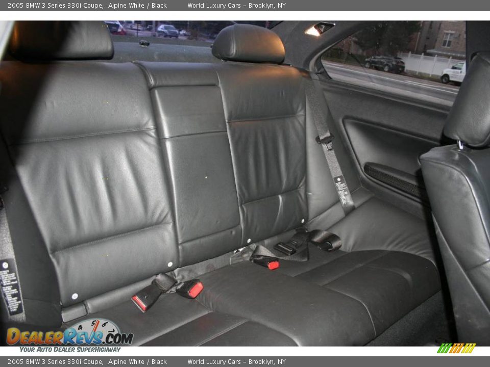 2005 BMW 3 Series 330i Coupe Alpine White / Black Photo #11