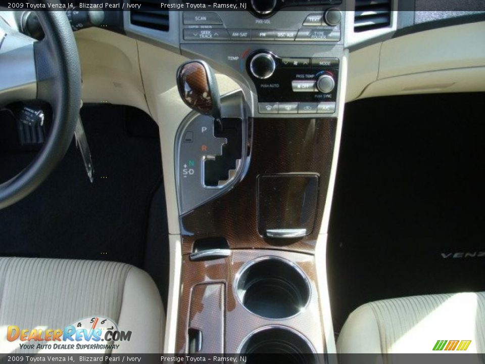 2009 Toyota Venza I4 Shifter Photo #12