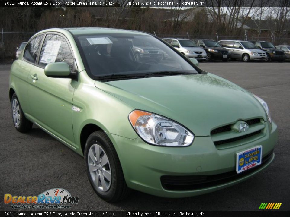 2011 Hyundai Accent GS 3 Door Apple Green Metallic / Black Photo #15