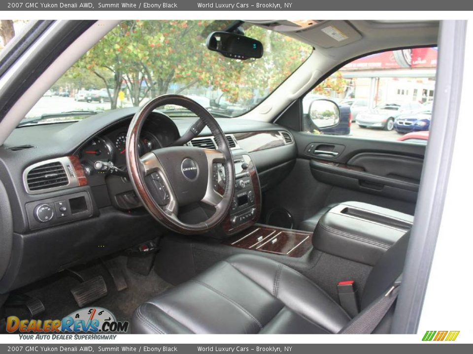 2007 GMC Yukon Denali AWD Summit White / Ebony Black Photo #9