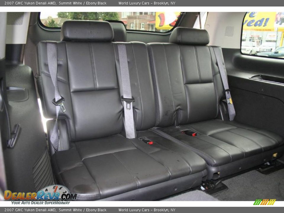 2007 GMC Yukon Denali AWD Summit White / Ebony Black Photo #15