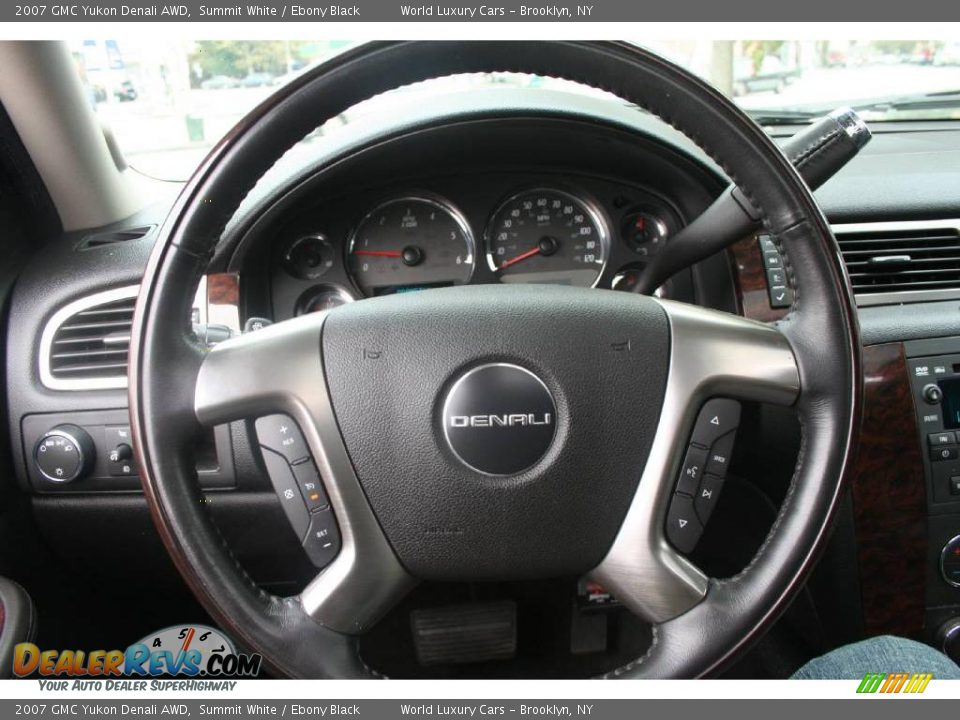 2007 GMC Yukon Denali AWD Summit White / Ebony Black Photo #21