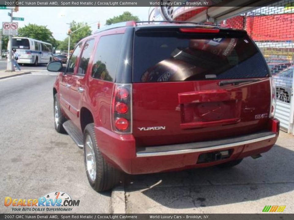 2007 GMC Yukon Denali AWD Sport Red Metallic / Cocoa/Light Cashmere Photo #7