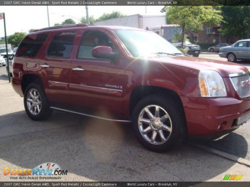 2007 GMC Yukon Denali AWD Sport Red Metallic / Cocoa/Light Cashmere Photo #9