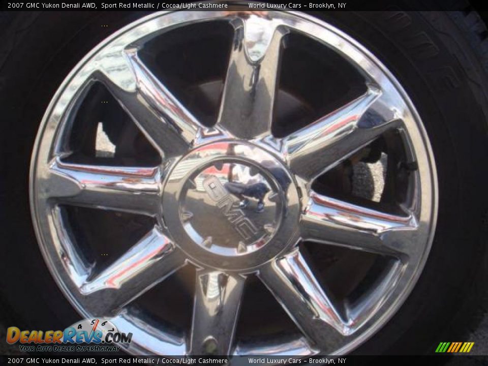 2007 GMC Yukon Denali AWD Sport Red Metallic / Cocoa/Light Cashmere Photo #10