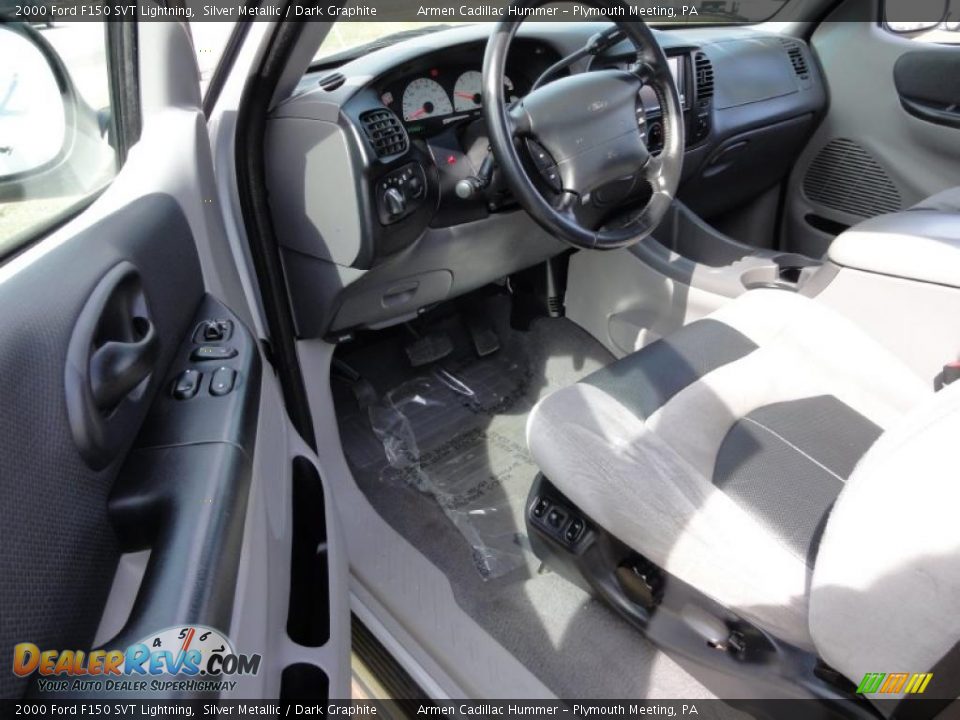 Dark Graphite Interior - 2000 Ford F150 SVT Lightning Photo #13