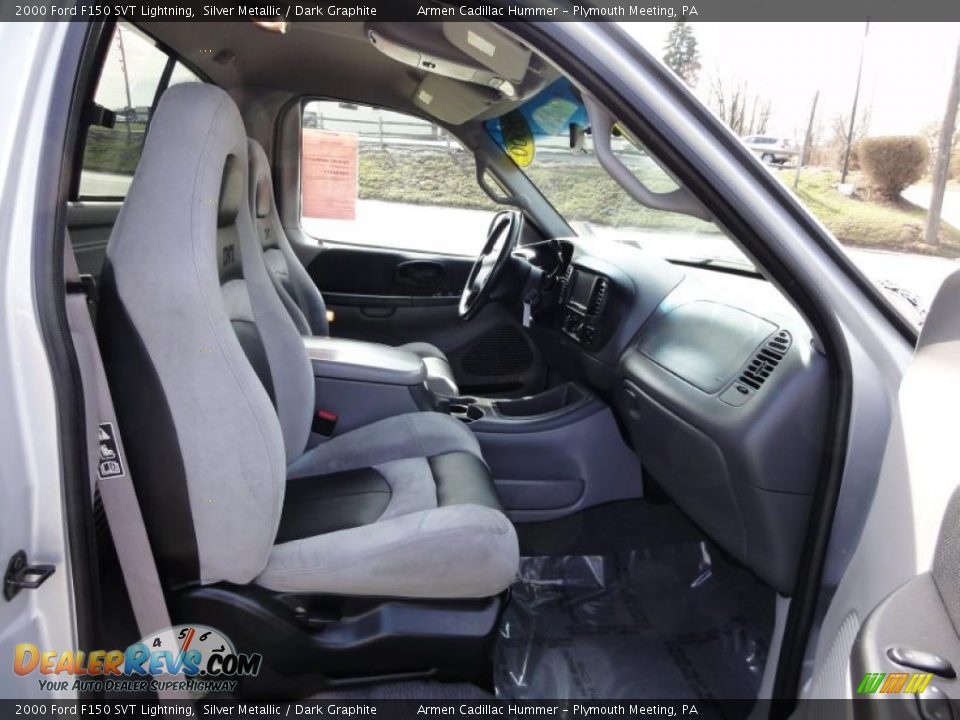 Dark Graphite Interior - 2000 Ford F150 SVT Lightning Photo #20
