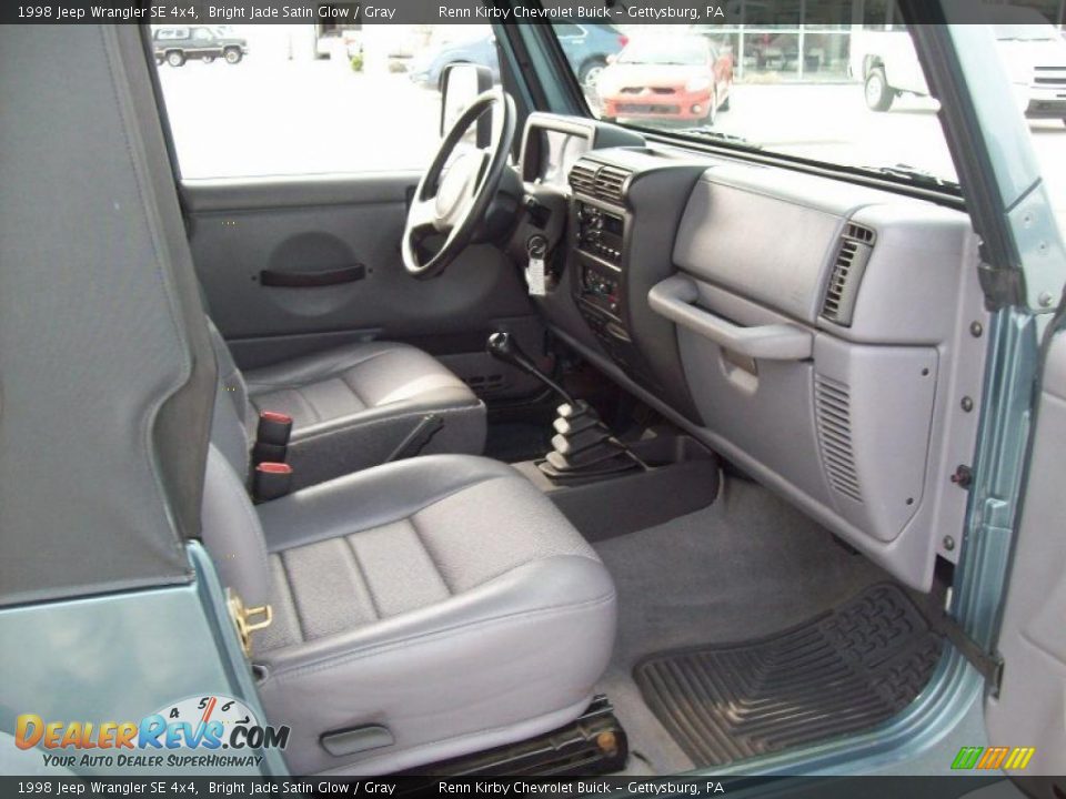1998 Jeep Wrangler SE 4x4 Bright Jade Satin Glow / Gray Photo #5