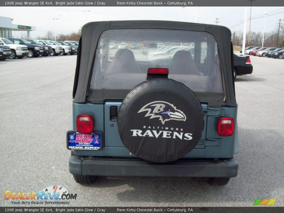1998 Jeep Wrangler SE 4x4 Bright Jade Satin Glow / Gray Photo #12