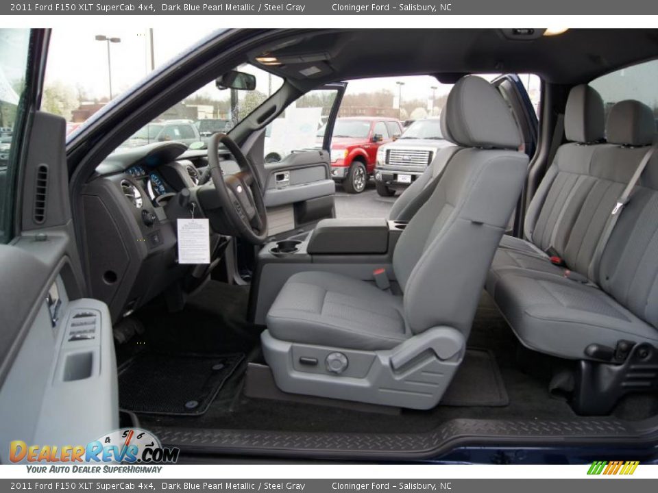 Steel Gray Interior - 2011 Ford F150 XLT SuperCab 4x4 Photo #9