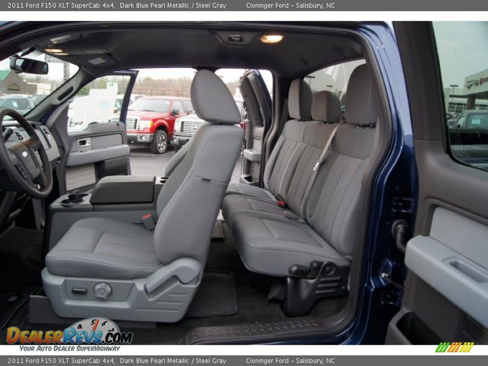 Steel Gray Interior - 2011 Ford F150 XLT SuperCab 4x4 Photo #10