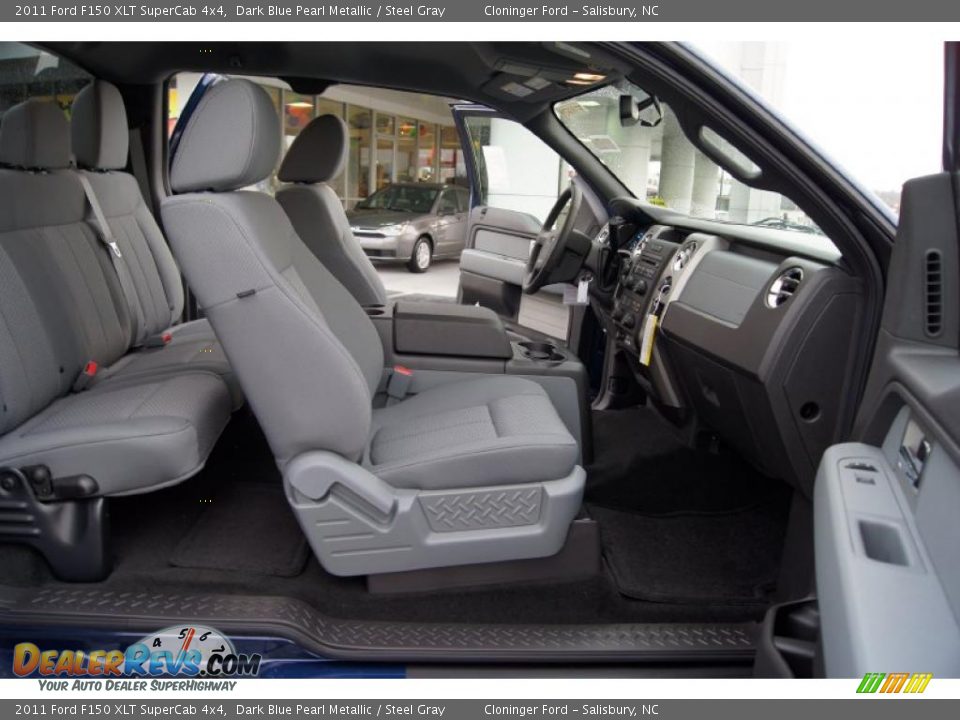 Steel Gray Interior - 2011 Ford F150 XLT SuperCab 4x4 Photo #12