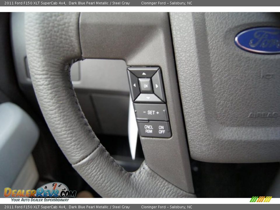 Controls of 2011 Ford F150 XLT SuperCab 4x4 Photo #26
