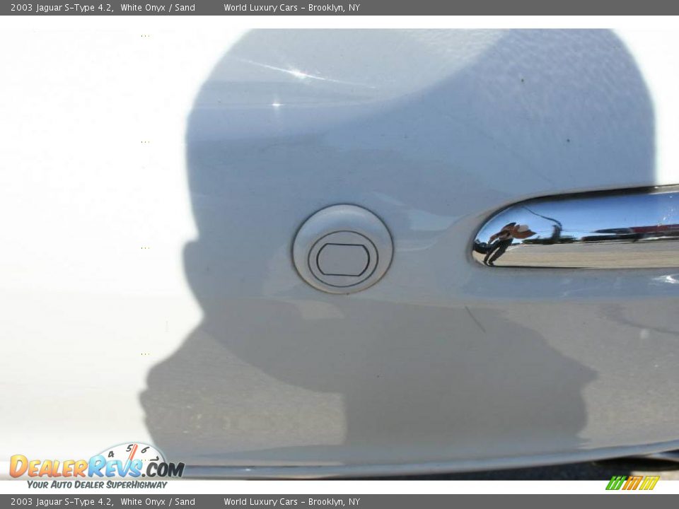 2003 Jaguar S-Type 4.2 White Onyx / Sand Photo #5