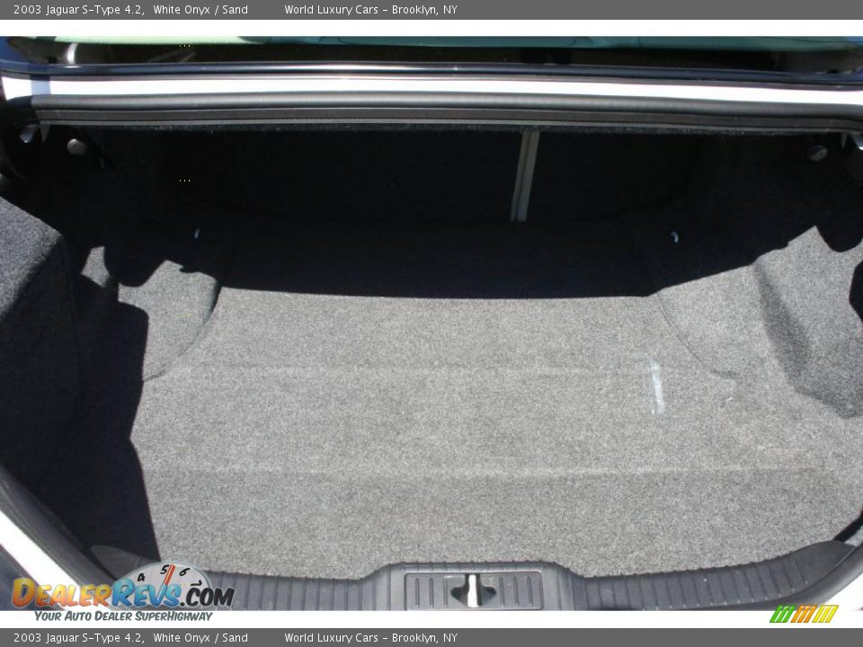 2003 Jaguar S-Type 4.2 White Onyx / Sand Photo #8