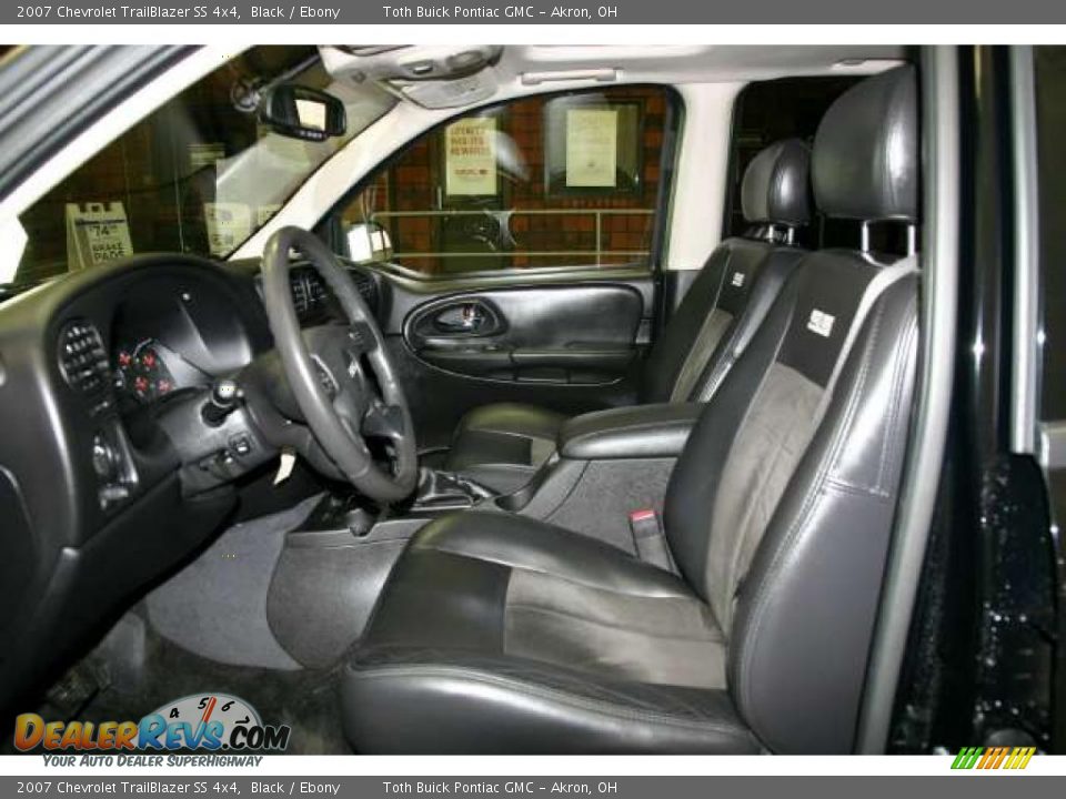 Ebony Interior - 2007 Chevrolet TrailBlazer SS 4x4 Photo #4