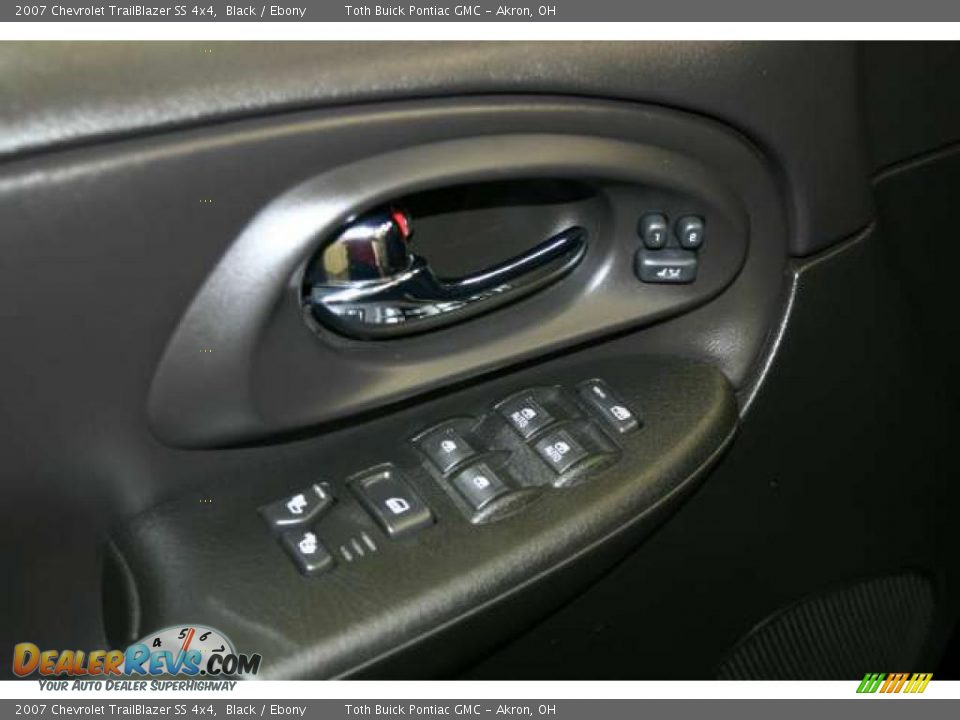 2007 Chevrolet TrailBlazer SS 4x4 Black / Ebony Photo #7
