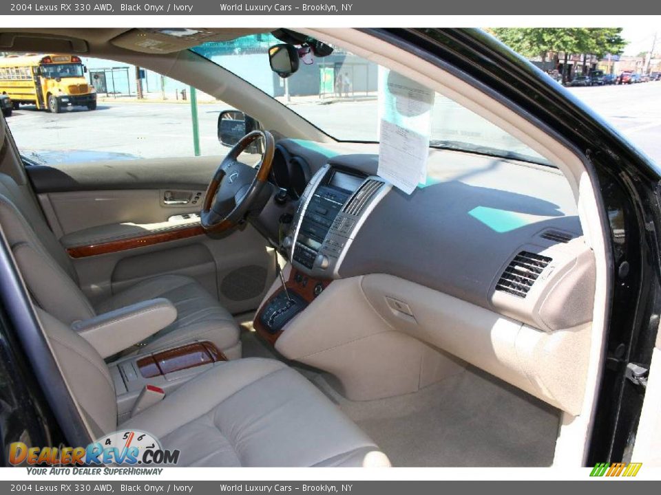 2004 Lexus RX 330 AWD Black Onyx / Ivory Photo #10