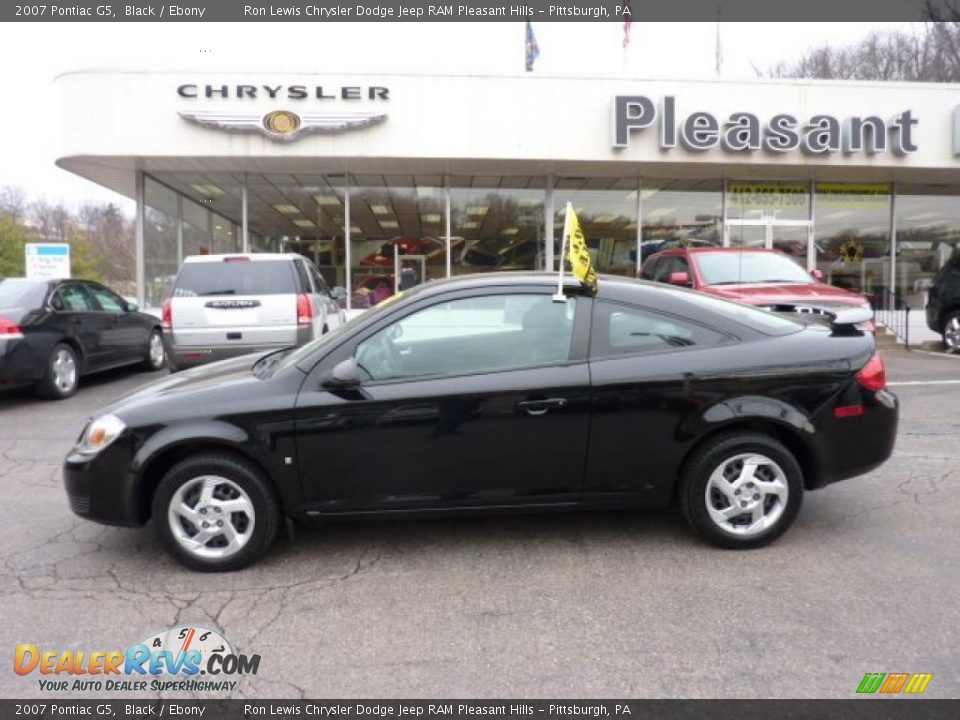 2007 Pontiac G5 Black / Ebony Photo #2