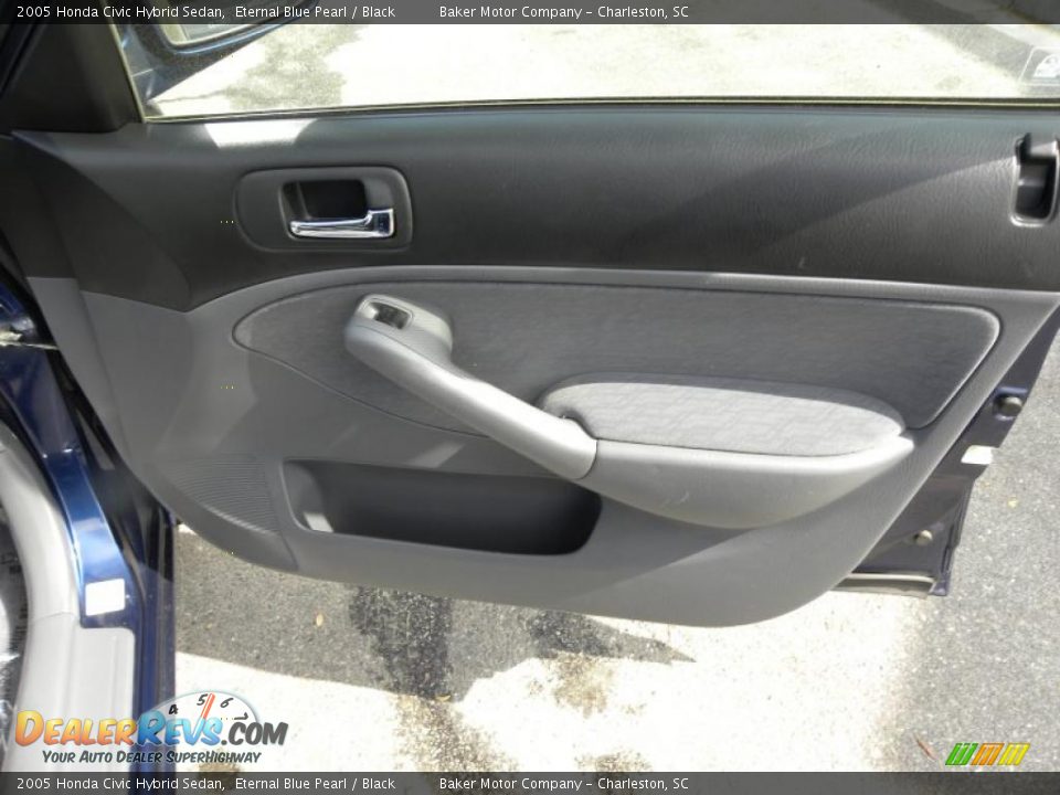 Door Panel of 2005 Honda Civic Hybrid Sedan Photo #9