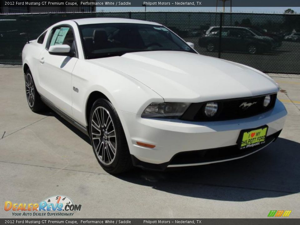 Front 3/4 View of 2012 Ford Mustang GT Premium Coupe Photo #1