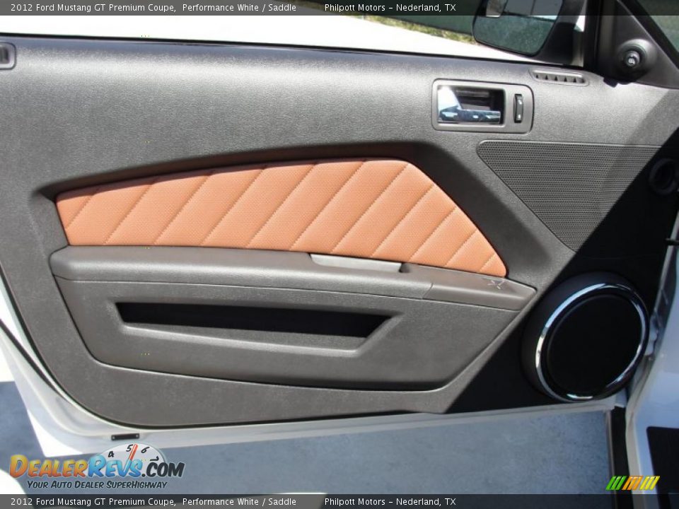 Door Panel of 2012 Ford Mustang GT Premium Coupe Photo #20