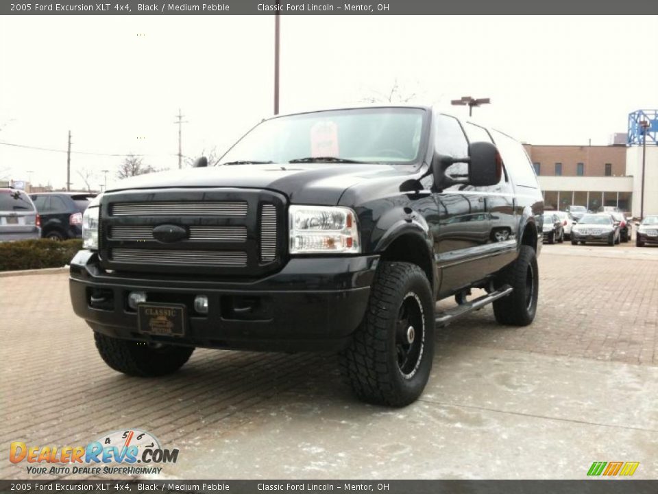 2005 Ford Excursion XLT 4x4 Black / Medium Pebble Photo #5