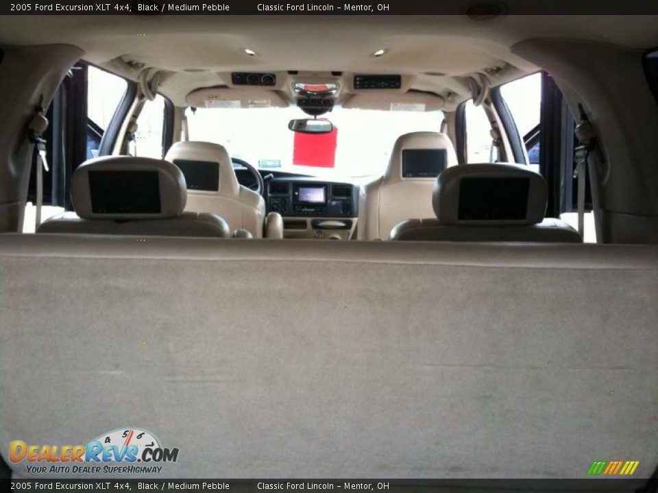 2005 Ford Excursion XLT 4x4 Black / Medium Pebble Photo #9