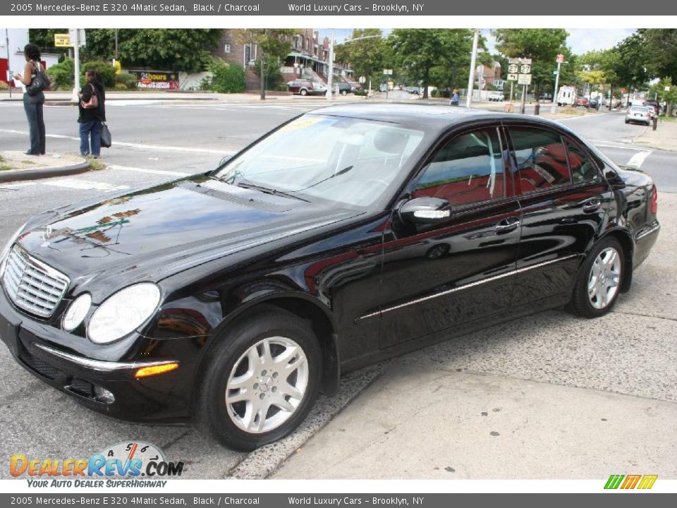 2005 Mercedes-Benz E 320 4Matic Sedan Black / Charcoal Photo #3
