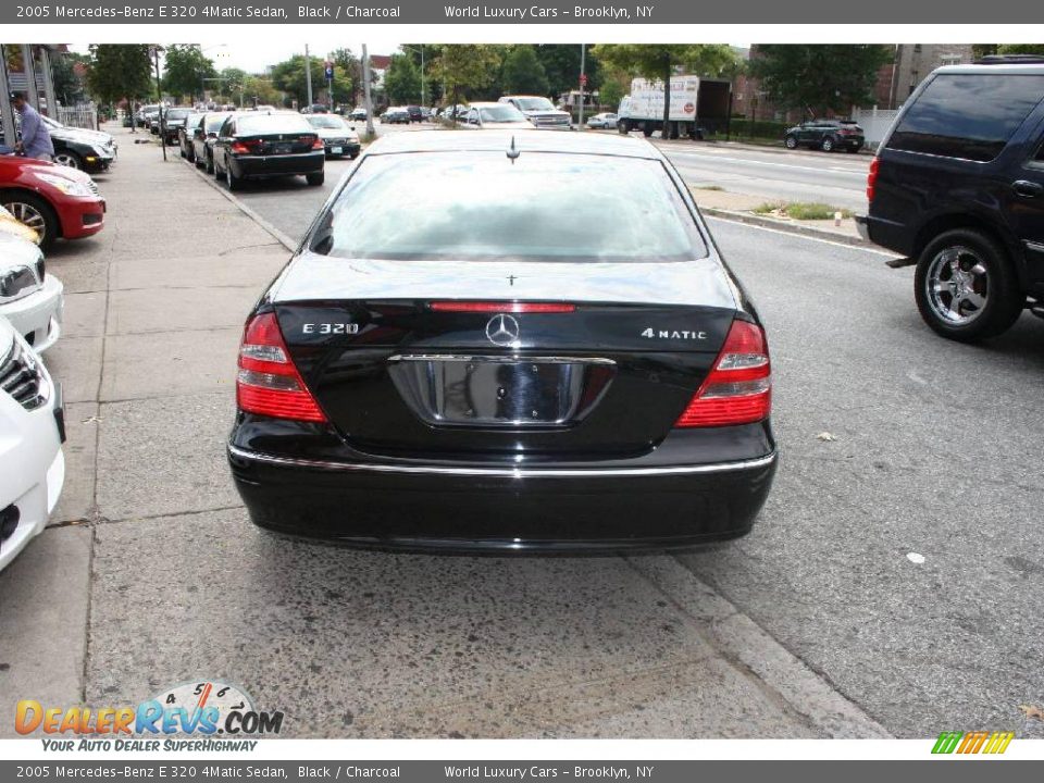 2005 Mercedes-Benz E 320 4Matic Sedan Black / Charcoal Photo #5
