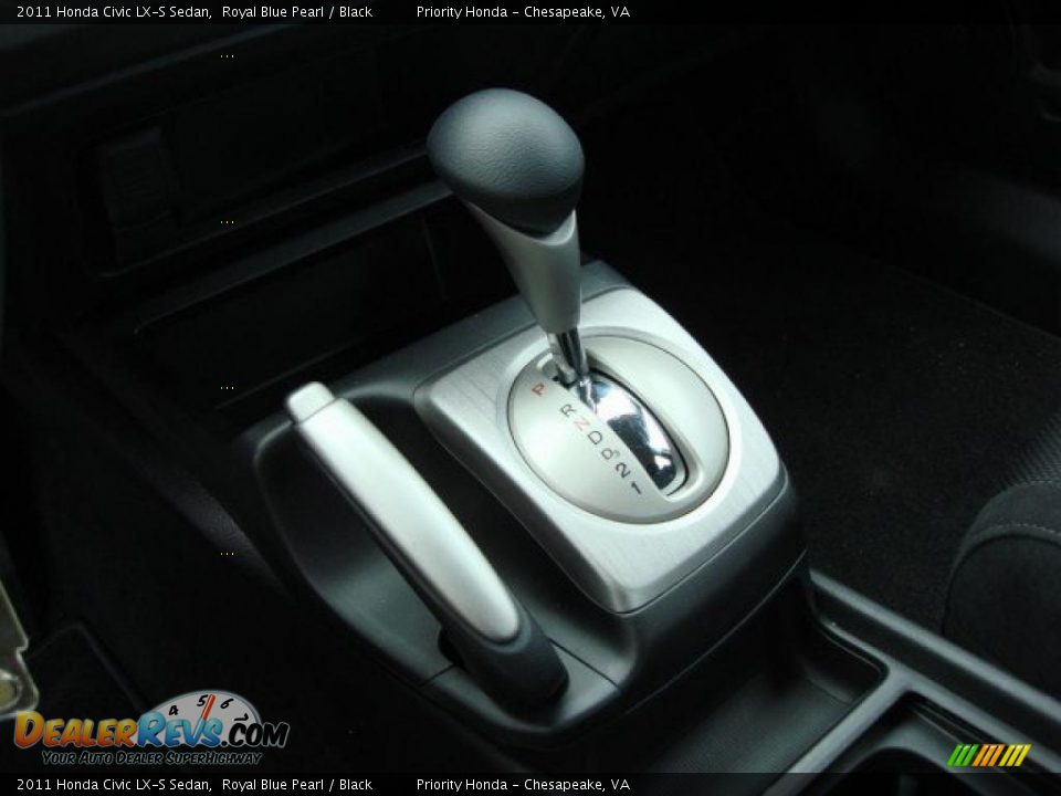 2011 Honda Civic LX-S Sedan Shifter Photo #15
