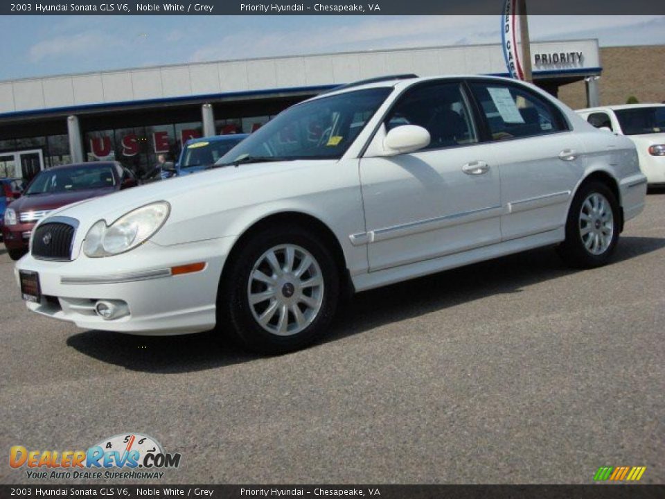 2003 Hyundai Sonata GLS V6 Noble White / Grey Photo #2