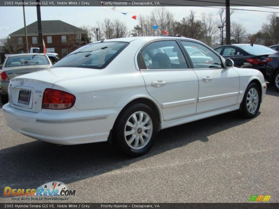 2003 Hyundai Sonata GLS V6 Noble White / Grey Photo #4