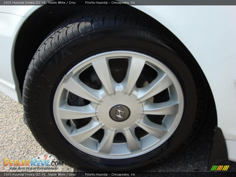 2003 Hyundai Sonata GLS V6 Noble White / Grey Photo #14