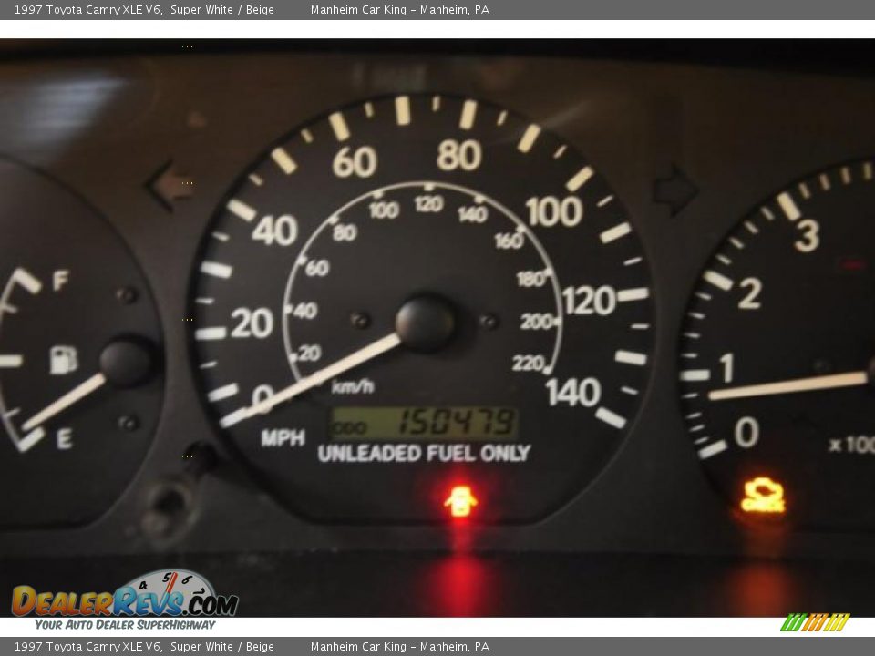 1997 Toyota Camry XLE V6 Super White / Beige Photo #7