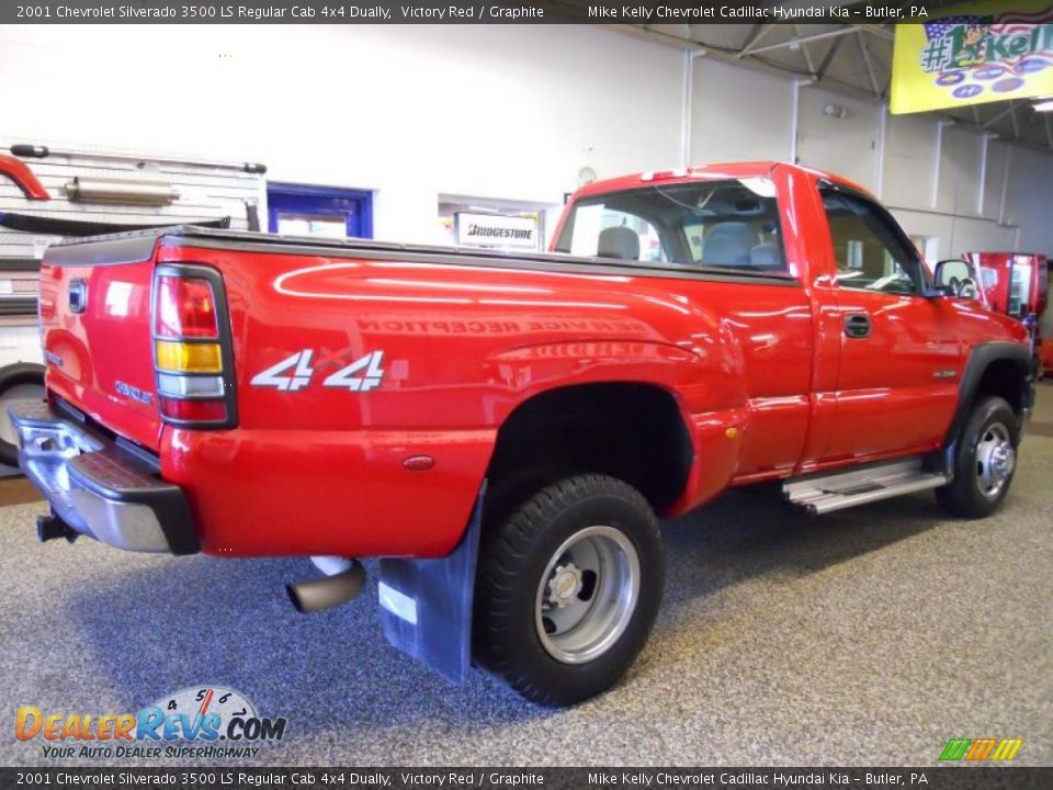 Victory Red 2001 Chevrolet Silverado 3500 LS Regular Cab 4x4 Dually Photo #5