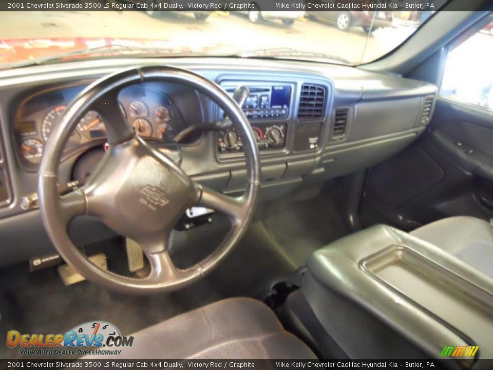 Graphite Interior - 2001 Chevrolet Silverado 3500 LS Regular Cab 4x4 Dually Photo #15