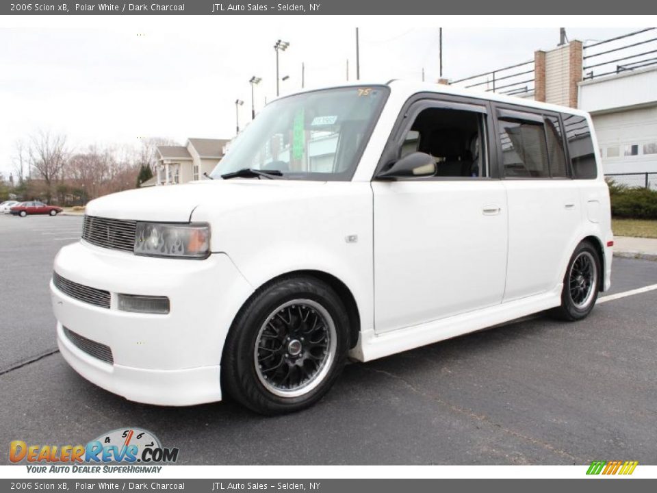 Polar White 2006 Scion xB  Photo #1