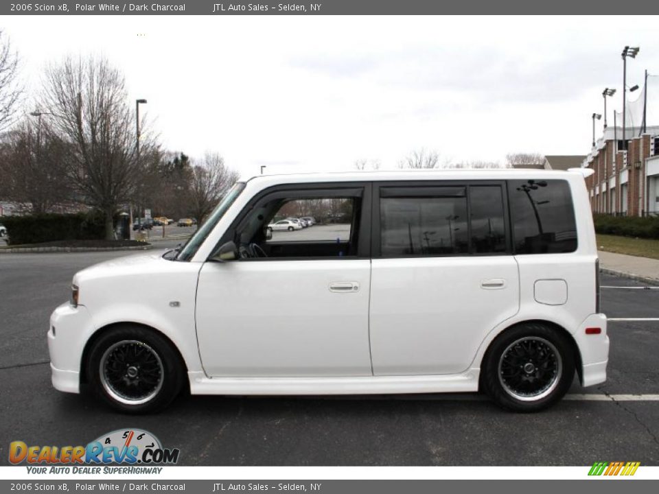 Polar White 2006 Scion xB  Photo #3