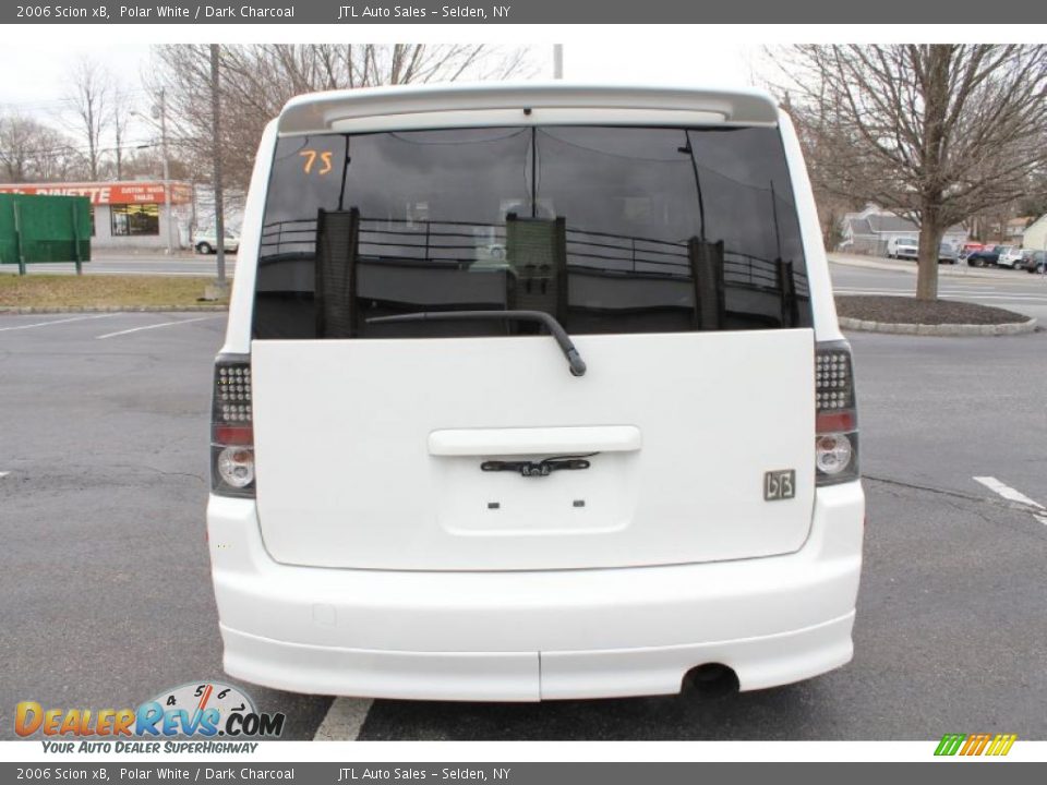 2006 Scion xB Polar White / Dark Charcoal Photo #5